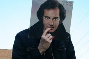 interesting-sleeveface-photos-05-funny-pics